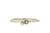 Handgemaakte en fairtrade witgouden ring met structuur en topaas en diamantje