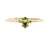 Handgemaakte en fairtrade witgouden verlovingsring met ovale bi-color saffier en twee groene saffiertjes