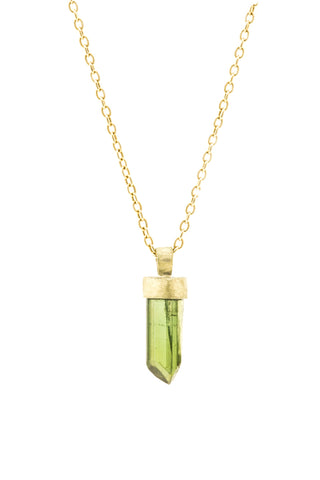 Handgemaakt gouden kettinkje met fairtrade groene toermalijn crystal