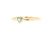 Handgemaakte en fairtrade licht organische fijne geelgouden ring met driehoekige seafoam toermalijn