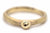Handgemaakte en fairtrade gouden organische ring met bolletje